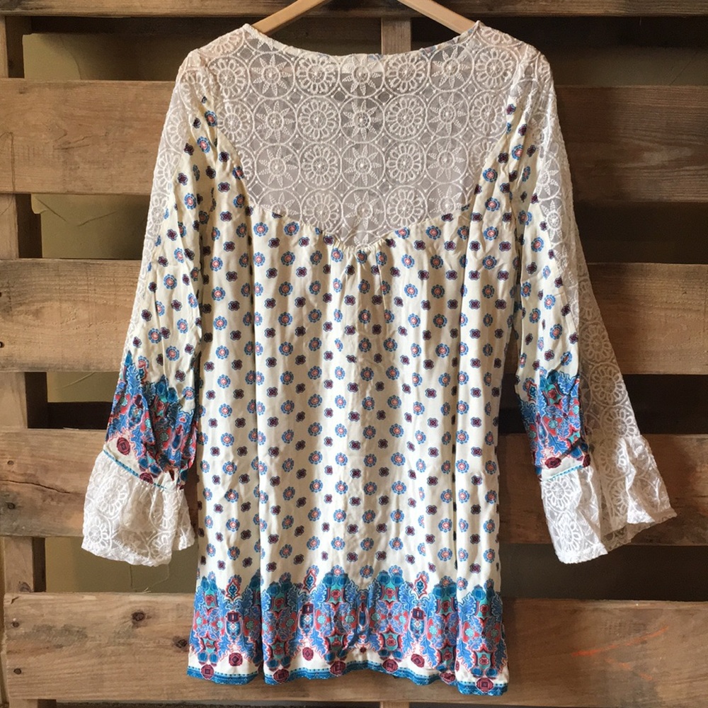 Ivory Bell Sleeved Dress - Picture 5 of 5